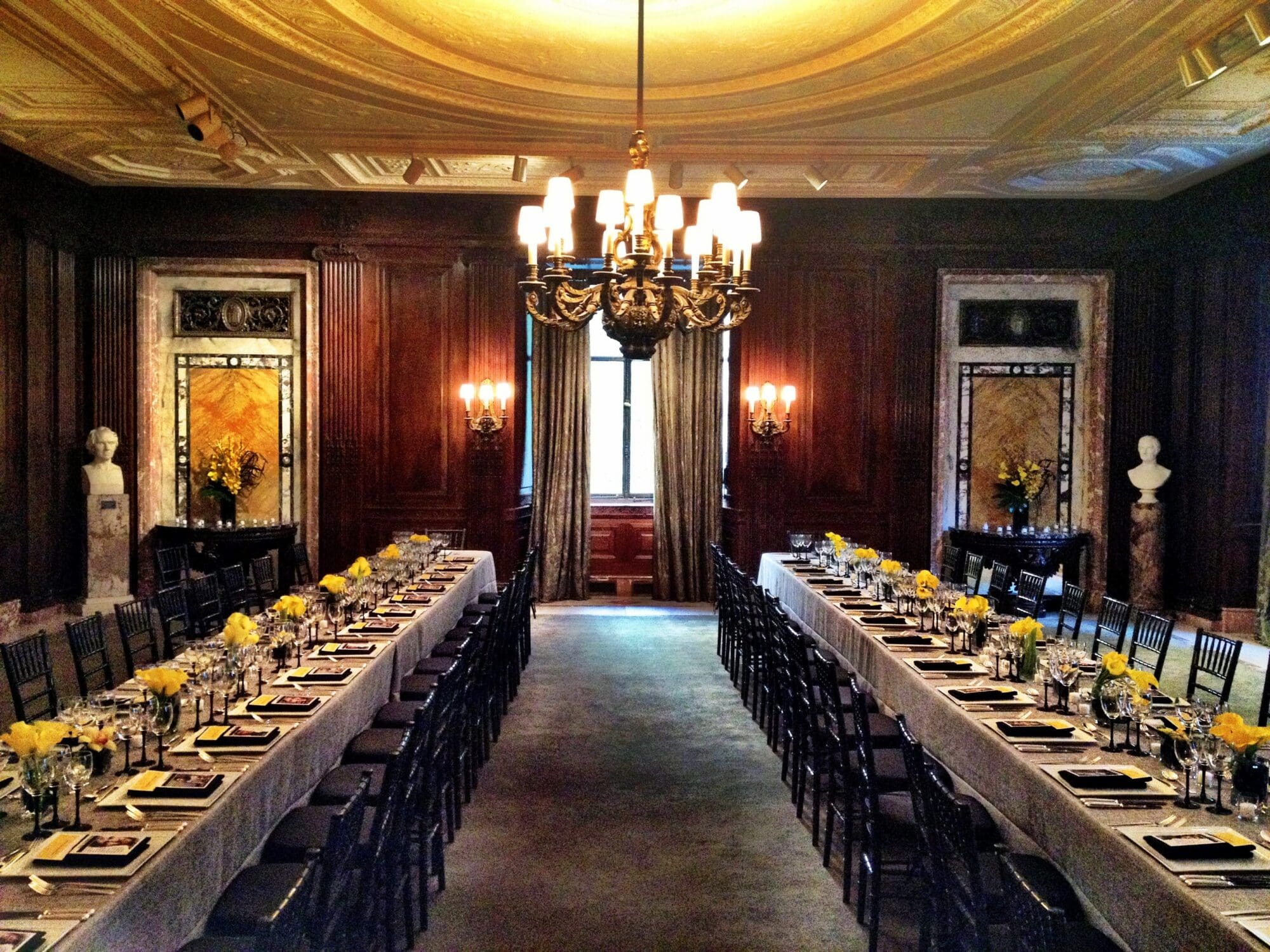 NY public library fine dining area