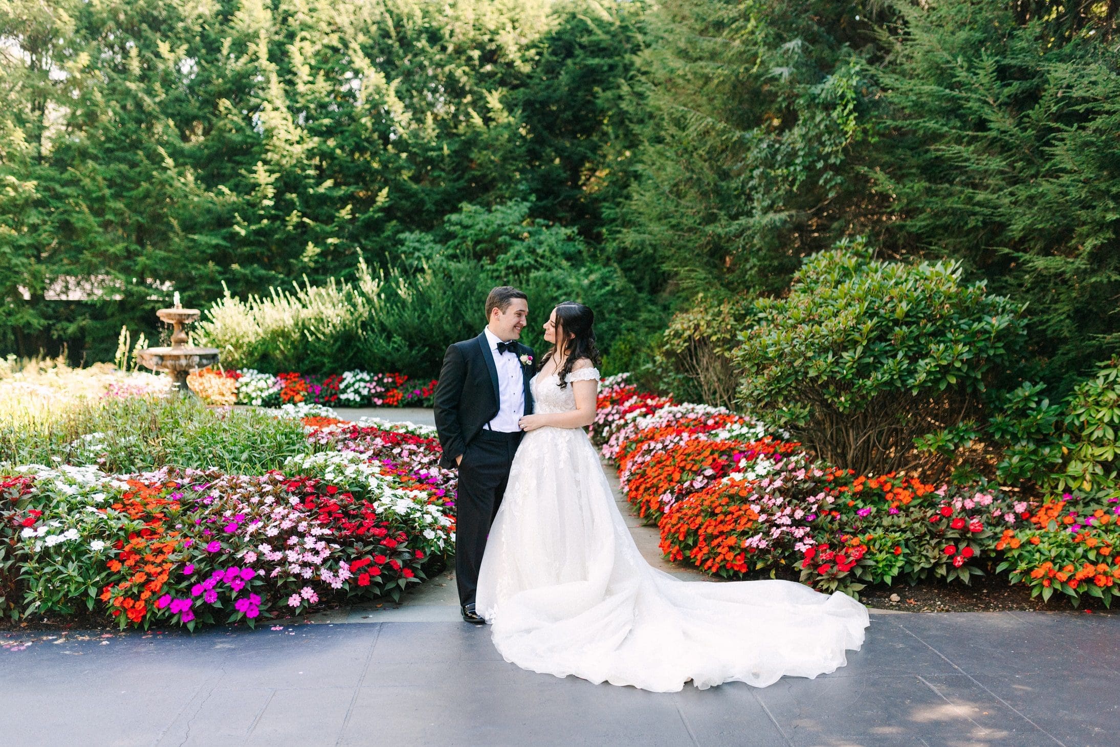 Bride and groom in hudson garden