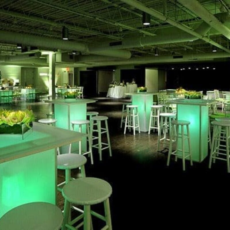 Fine dining area and lounge area